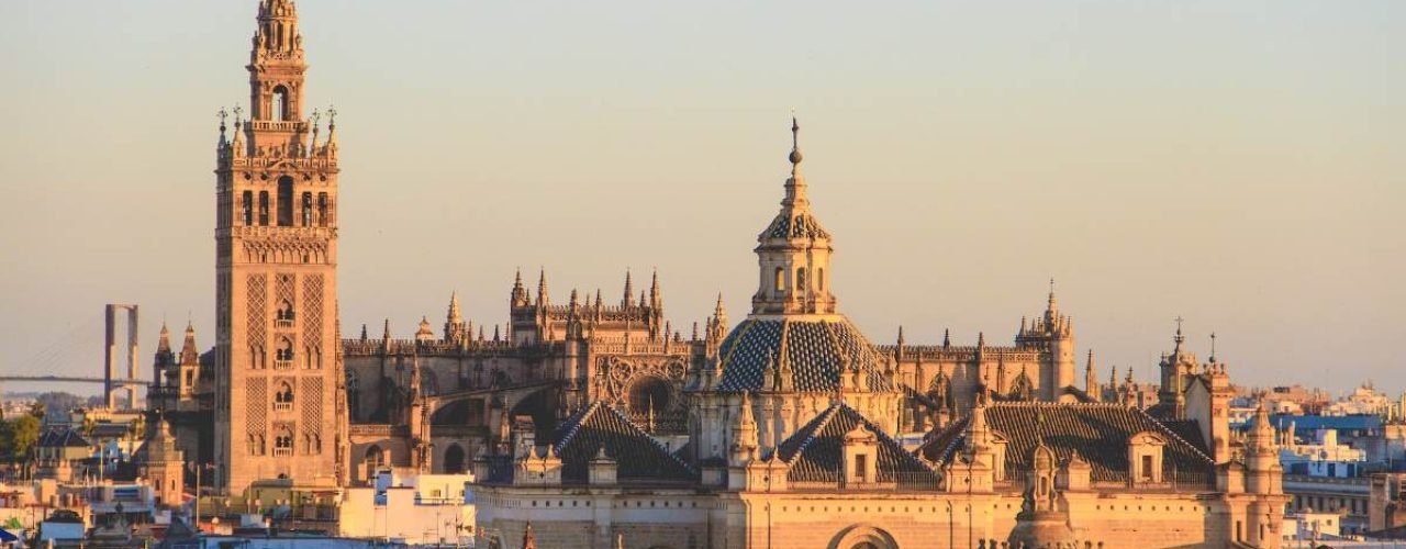 Ontdek de leukste wijken van Sevilla met kinderen via Leukstewijken.nl